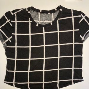 Cropped Geometric Tee Size S